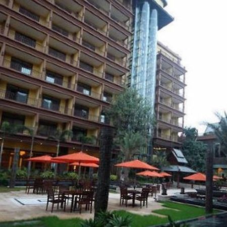 Ramada Plaza Xishuangbanna Hotel Buitenkant foto