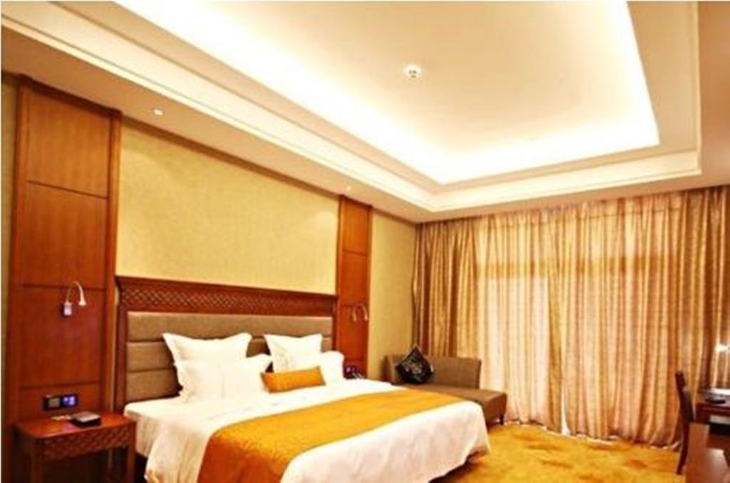 Ramada Plaza Xishuangbanna Hotel Buitenkant foto