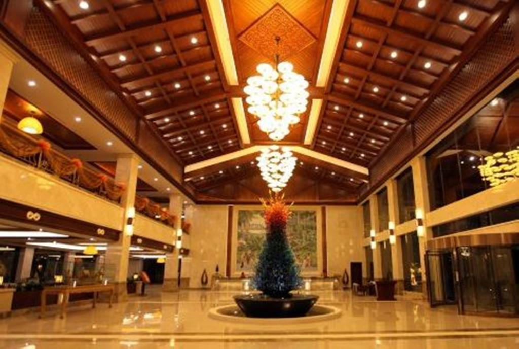Ramada Plaza Xishuangbanna Hotel Buitenkant foto