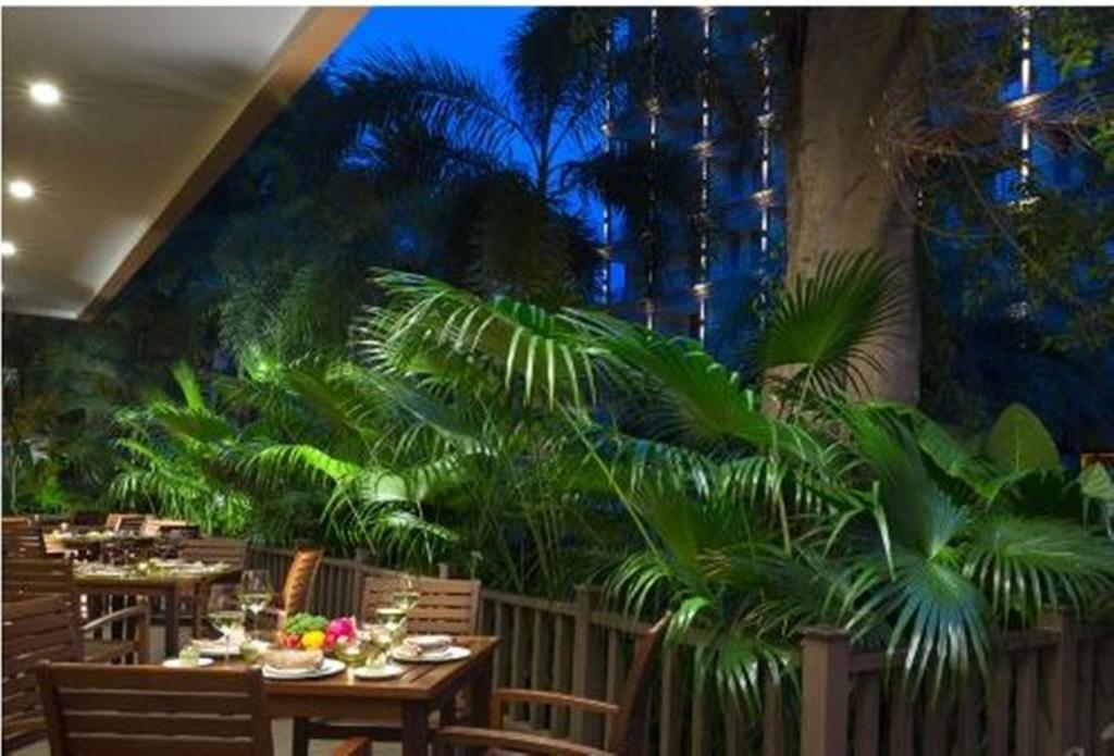 Ramada Plaza Xishuangbanna Hotel Buitenkant foto