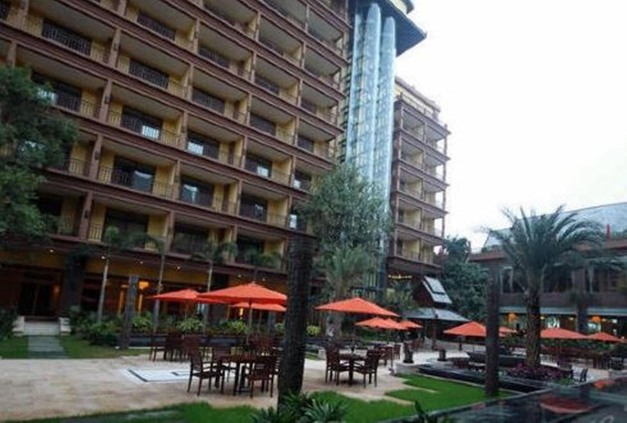 Ramada Plaza Xishuangbanna Hotel Buitenkant foto