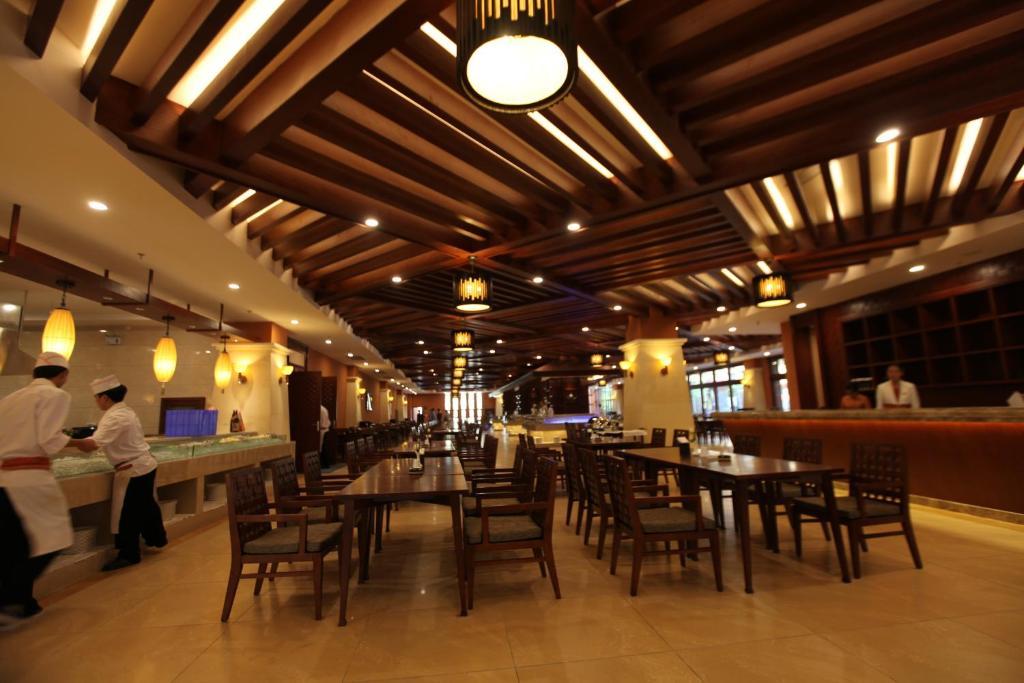 Ramada Plaza Xishuangbanna Hotel Buitenkant foto